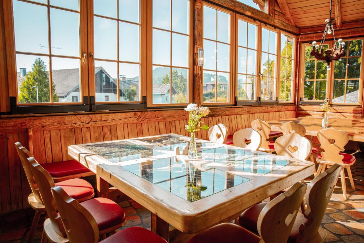 Voralpenhotel Schmoller Sankt Georgen im Attergau Exterior photo